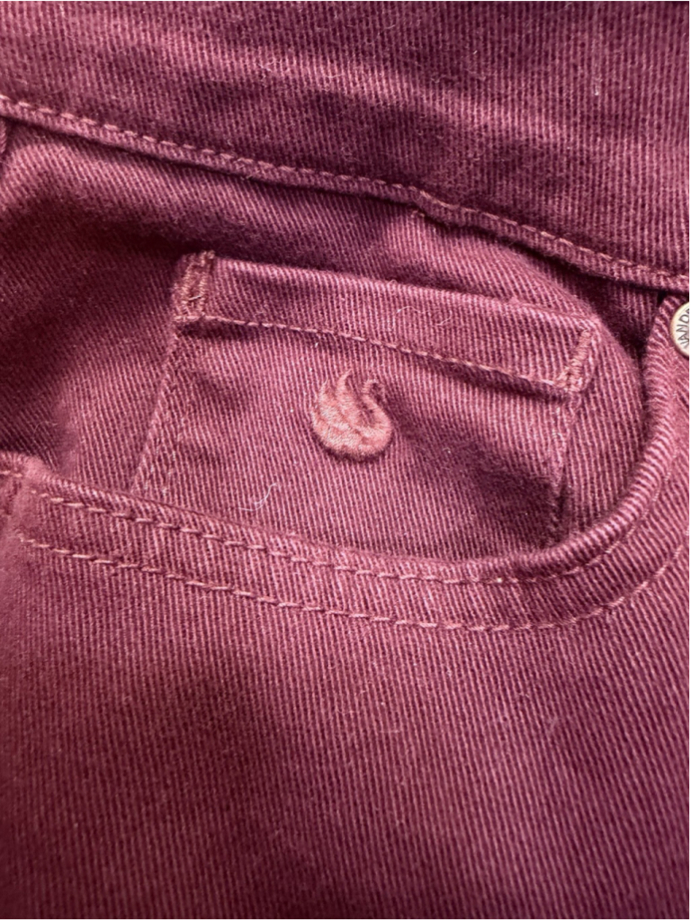 Gloria Vanderbilt Women’s Straight Leg Jeans Burgundy Dark Wash Stretch Pockets - Picture 7 of 10